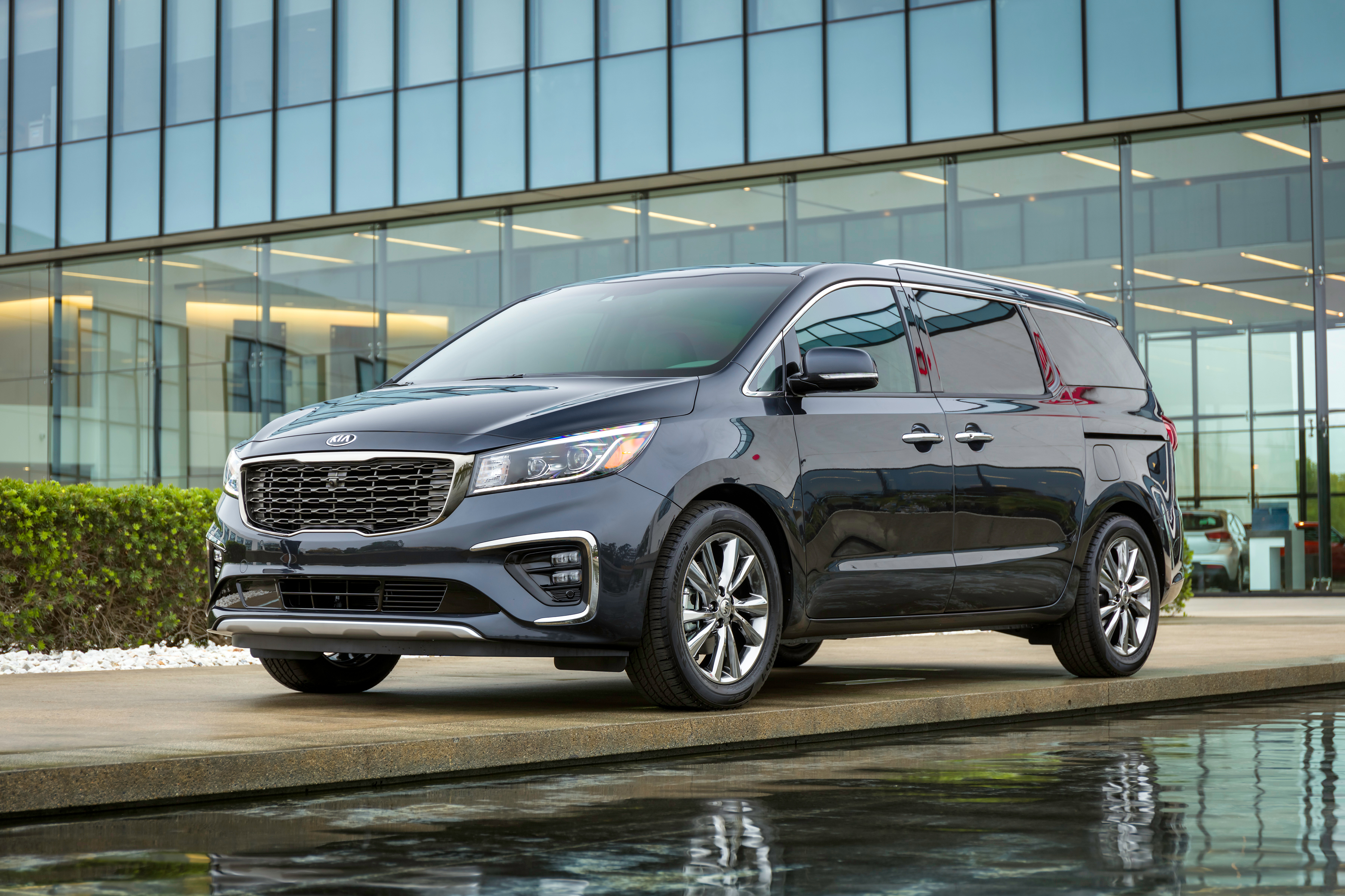 Кия карнивал. Kia Sedona 2020. Kia Minivan Sedona 2020. Kia минивэн Carnival 2020. Kia Sedona 2019.